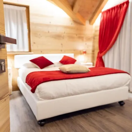 Viapedrana Chalet 5br ليفينو