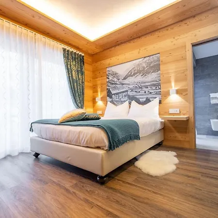 Viapedrana Chalet 5br بيت للعطل