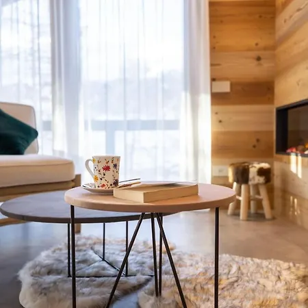 Viapedrana Chalet 5br بيت للعطل